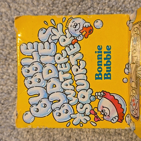 Vintage Avon Bonnie Bubble Water Squirter  Bath Toy - Picture 2 of 7